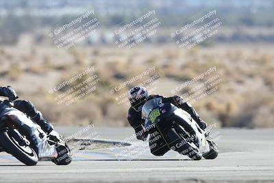 media/Dec-07-2025-CVMA (Sun) [[3e7d2de5dc]]/Race 12- Formula 40 MW and LW/